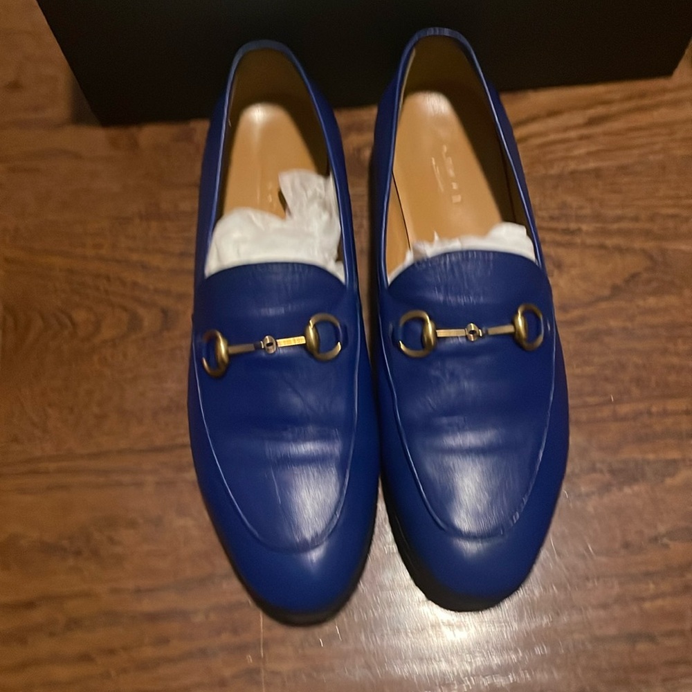 Gucci Jordaan Horsebit Loafers. Women’s. Great condition. Leather not scratched.